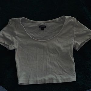 White small crop tee